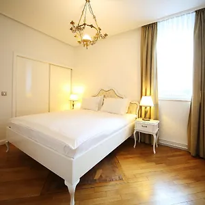 Minka Apartmanhotel