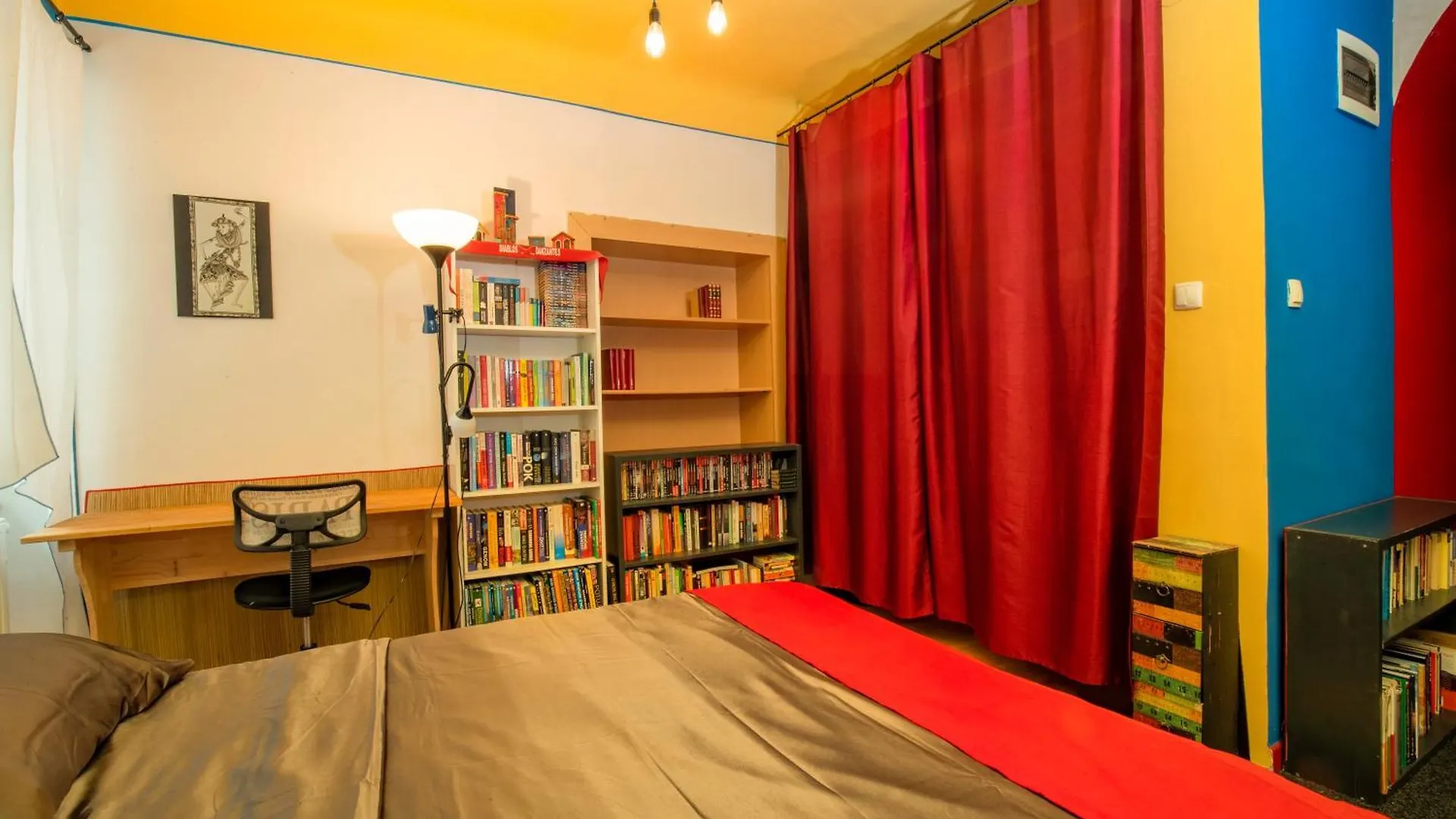 The Book Nest Apartamento Liubliana